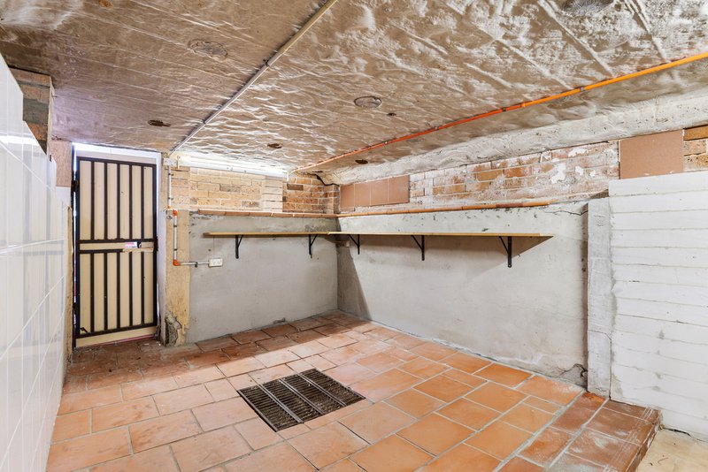 Photo - 25 Restwell Road, Bossley Park NSW 2176 - Image 13