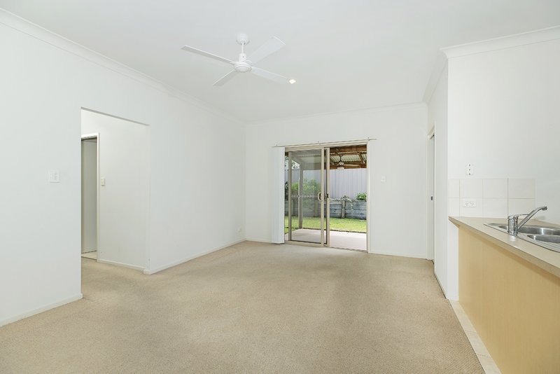 Photo - 2/5 Reynolds Street, Blackalls Park NSW 2283 - Image 5