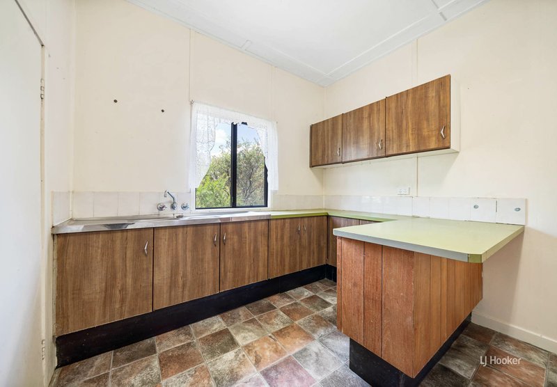 Photo - 25 Richard Street, Esk QLD 4312 - Image 7