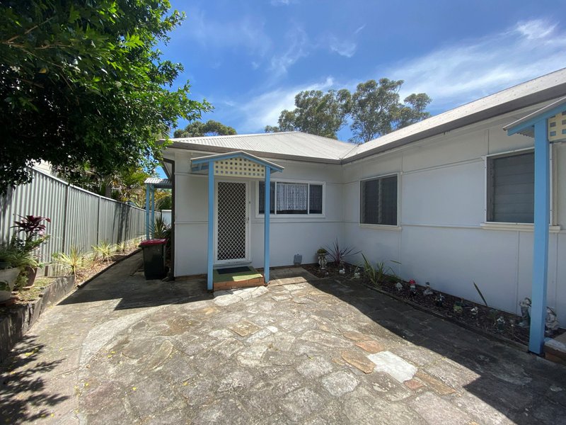 2/5 Rickard Street, Bateau Bay NSW 2261