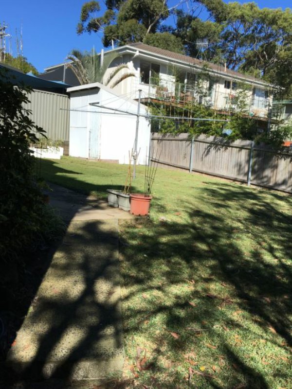 Photo - 2/5 Rickard Street, Bateau Bay NSW 2261 - Image 6