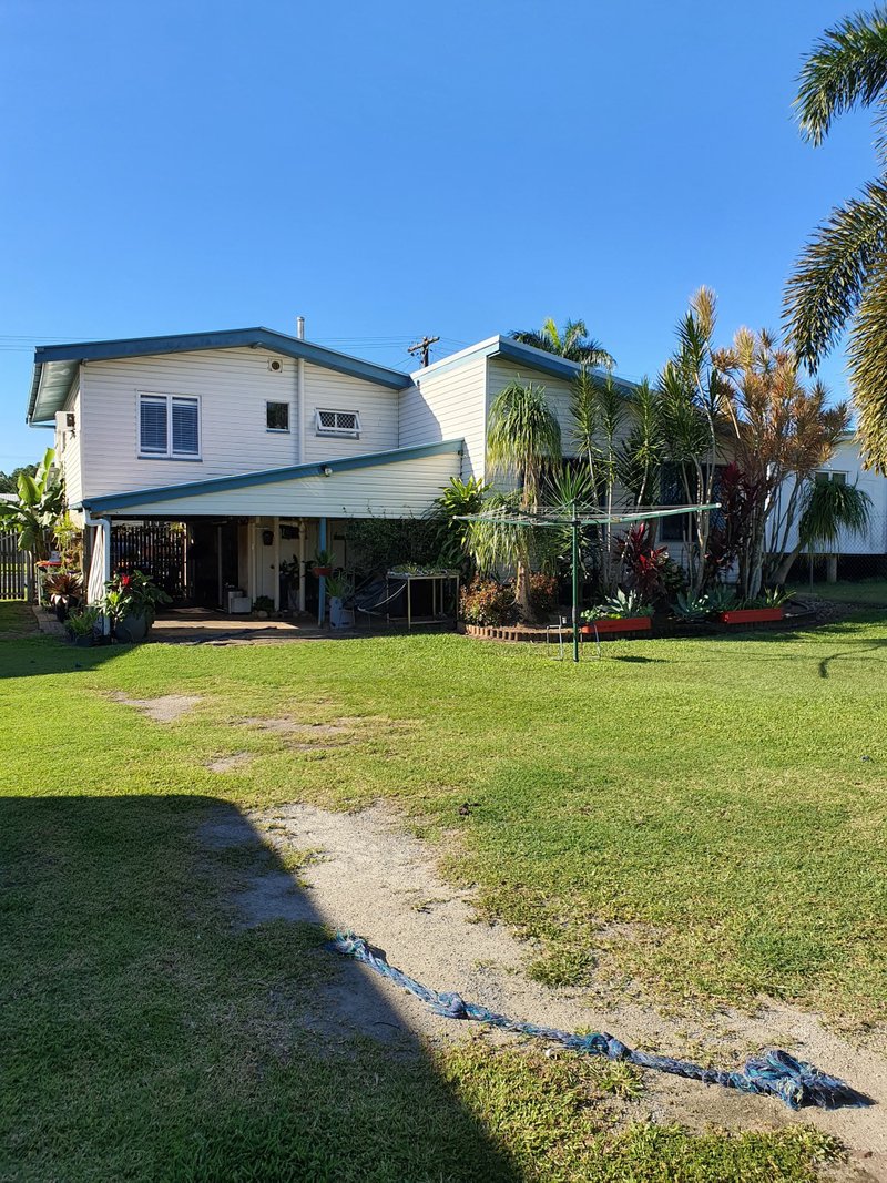 Photo - 25 Roberts Avenue, North Mackay QLD 4740 - Image 11