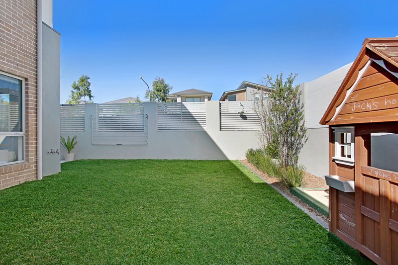 Photo - 25 Rocks Street, Kellyville NSW 2155 - Image 5