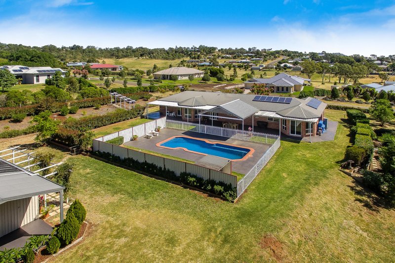 Photo - 25 Roderick Drive, Cotswold Hills QLD 4350 - Image 21