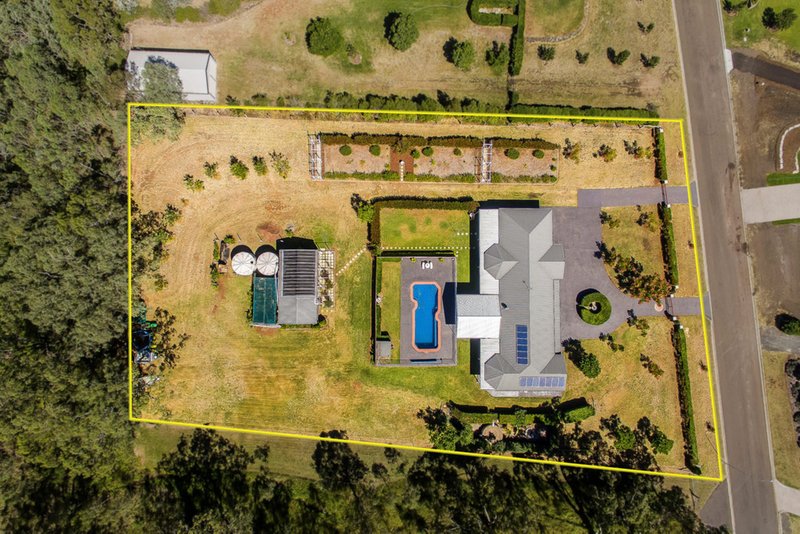 Photo - 25 Roderick Drive, Cotswold Hills QLD 4350 - Image 23