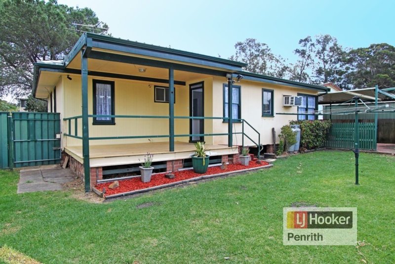 25 Roebuck Crescent, Willmot NSW 2770