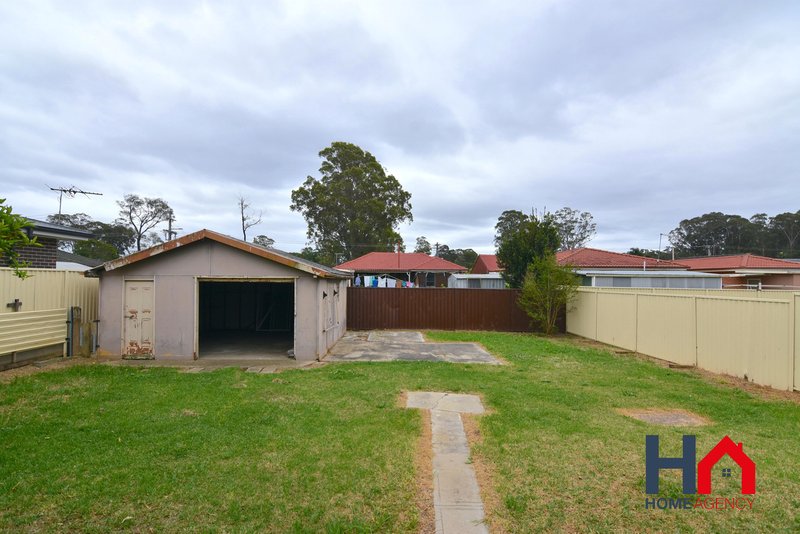 Photo - 25 Romney Crescent, Miller NSW 2168 - Image 8