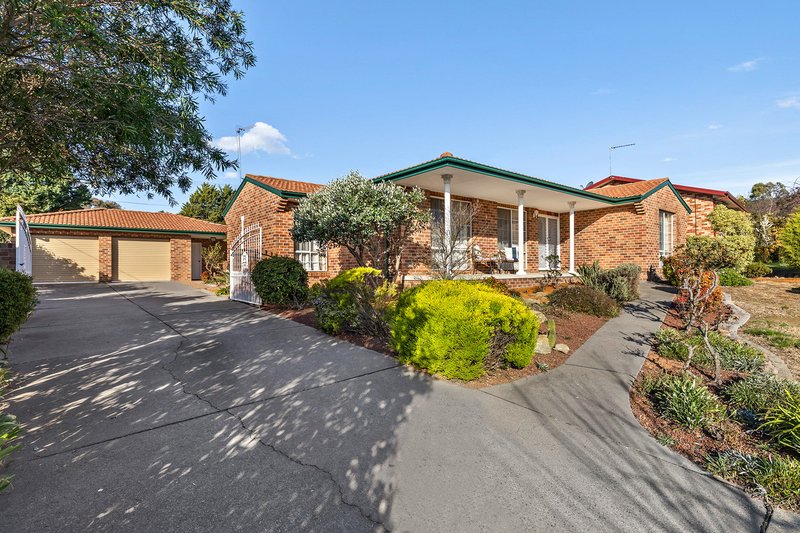 Photo - 25 Rosman Circuit, Gilmore ACT 2905 - Image 2