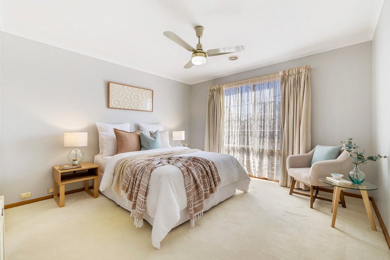 Photo - 25 Rosman Circuit, Gilmore ACT 2905 - Image 12