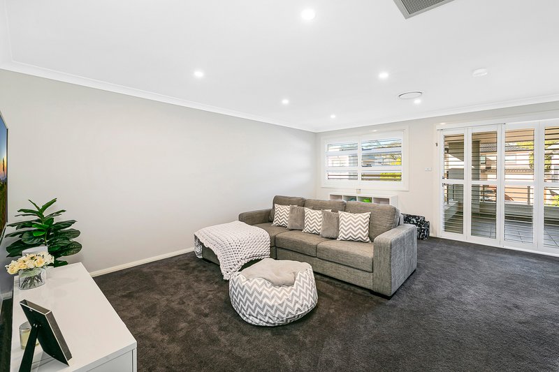 Photo - 25 Rowe Drive, Potts Hill NSW 2143 - Image 6