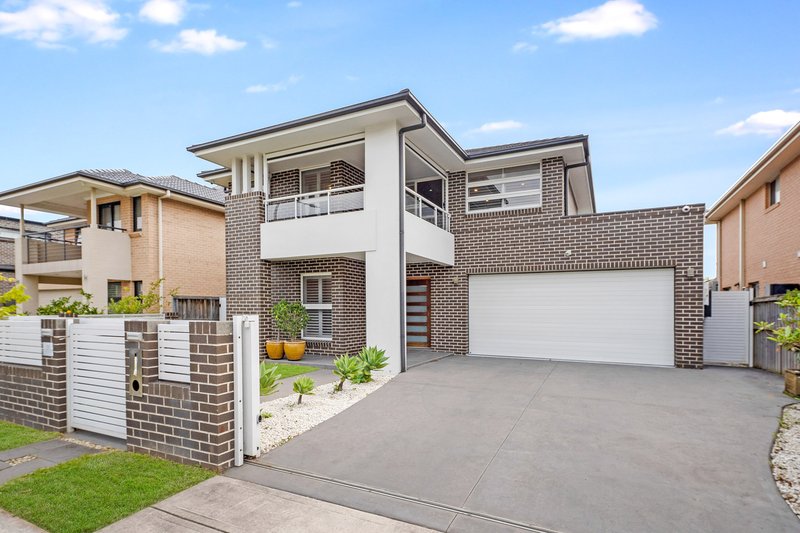 25 Rowe Drive, Potts Hill NSW 2143