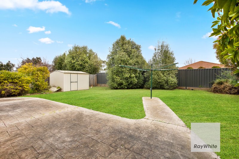 Photo - 25 Sainsbury Avenue, Hillside VIC 3037 - Image 12