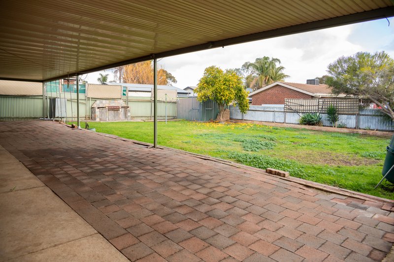 Photo - 25 Salisbury Avenue, Morphett Vale SA 5162 - Image 21