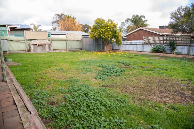 Photo - 25 Salisbury Avenue, Morphett Vale SA 5162 - Image 23