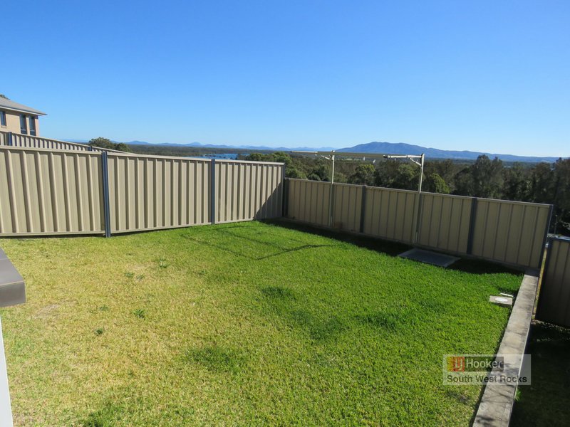 Photo - 2/5 Salmon Circuit, South West Rocks NSW 2431 - Image 25