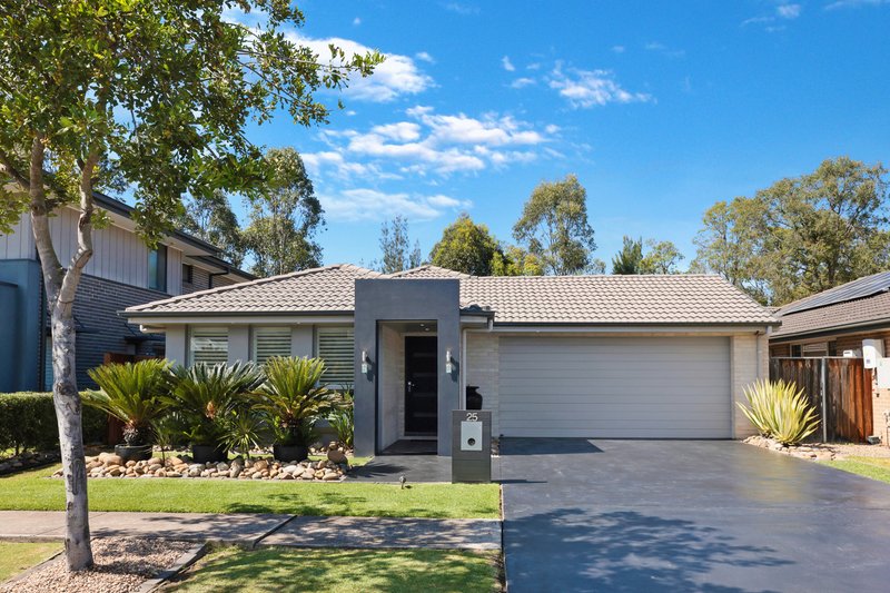 25 Sanderling Crescent, Cranebrook NSW 2749