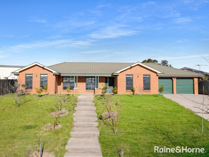Photo - 25 Sapphire Crescent, Kelso NSW 2795 - Image 1