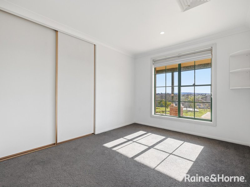 Photo - 25 Sapphire Crescent, Kelso NSW 2795 - Image 12