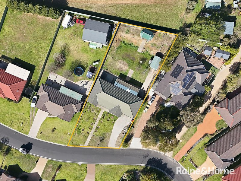 Photo - 25 Sapphire Crescent, Kelso NSW 2795 - Image 17