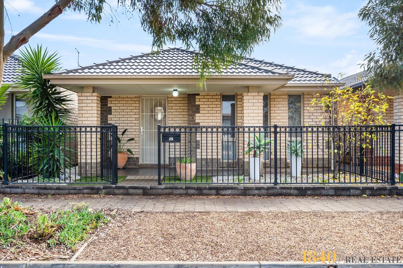 Photo - 25 Scarlet Avenue, Munno Para SA 5115 - Image 2