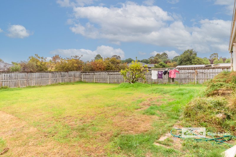 Photo - 25 School Road, Eagle Point VIC 3878 - Image 14