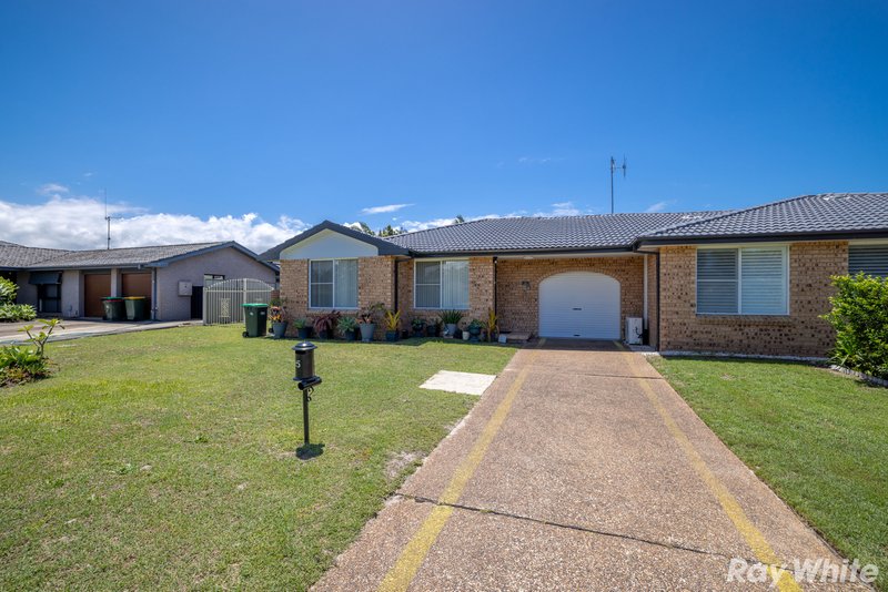 2/5 Sciacca Avenue, Tuncurry NSW 2428