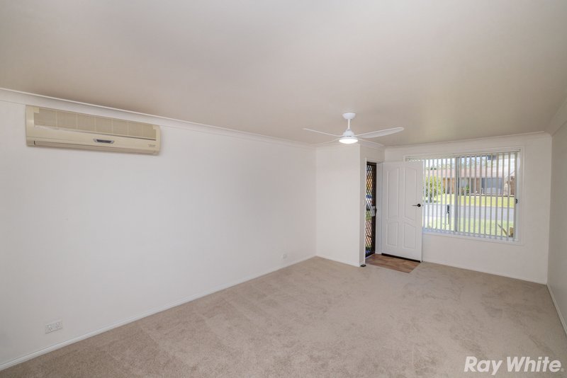 Photo - 2/5 Sciacca Avenue, Tuncurry NSW 2428 - Image 5