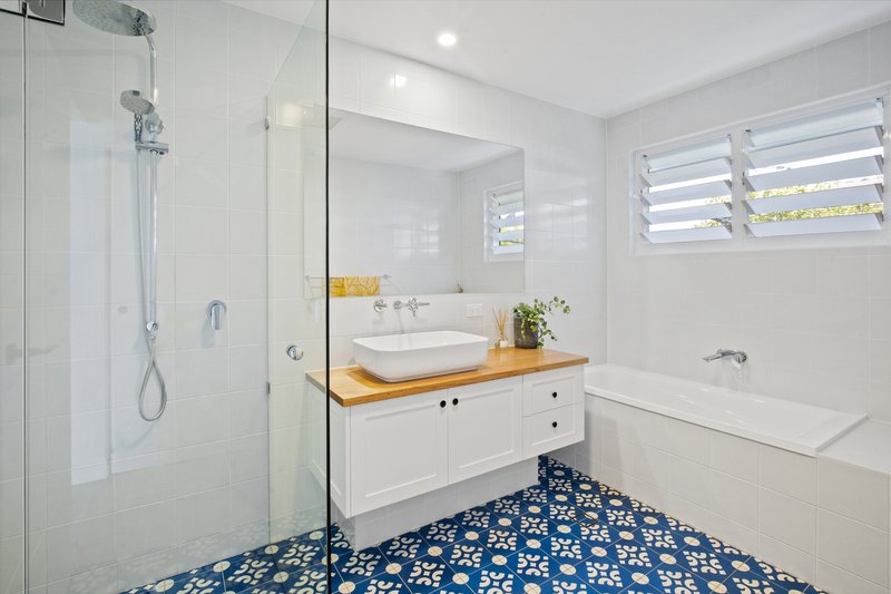 Photo - 25 Second Avenue, Palm Beach QLD 4221 - Image 14