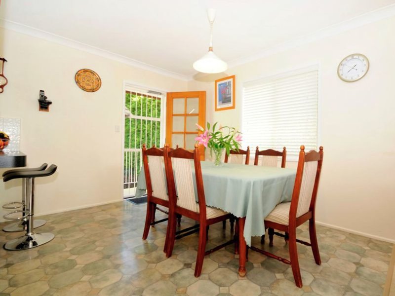 Photo - 25 Seligan Street, Albany Creek QLD 4035 - Image 9