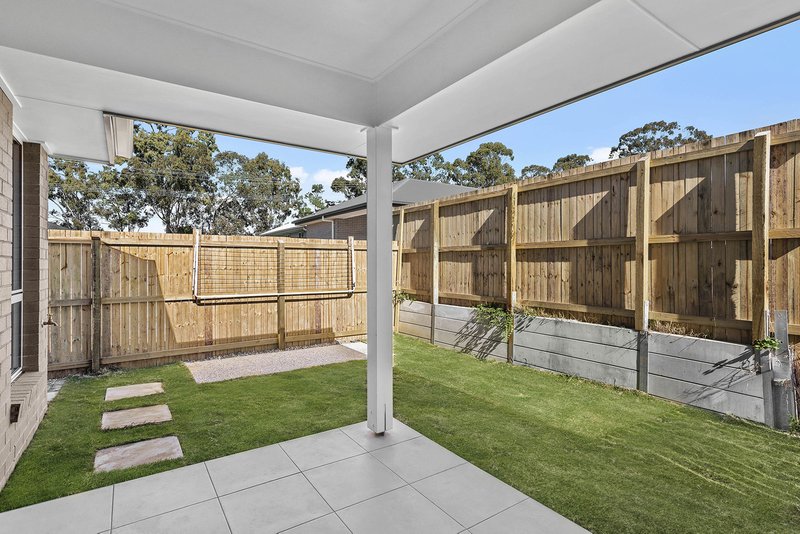 Photo - 2/5 Shanti Lane, Morayfield QLD 4506 - Image 8