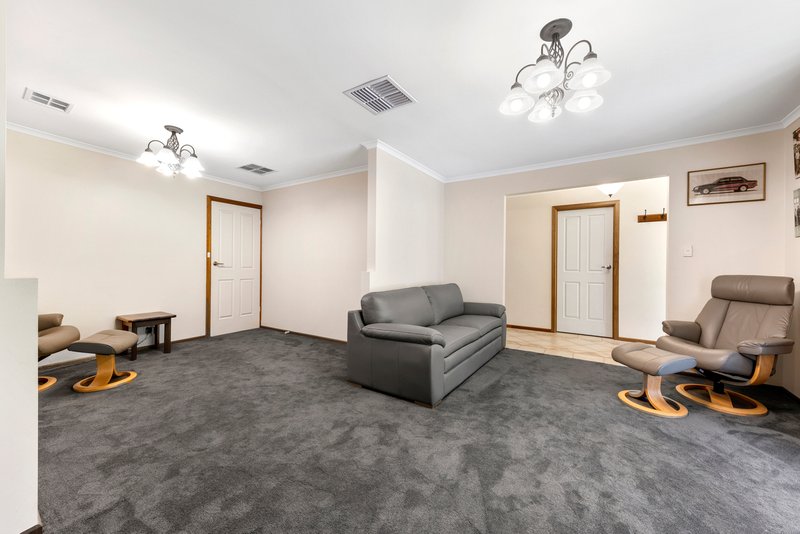 Photo - 25 Shelley Street, Tea Tree Gully SA 5091 - Image 4