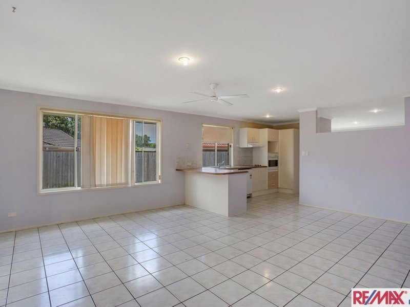 Photo - 25 Shenton Way, Nerang QLD 4211 - Image 4