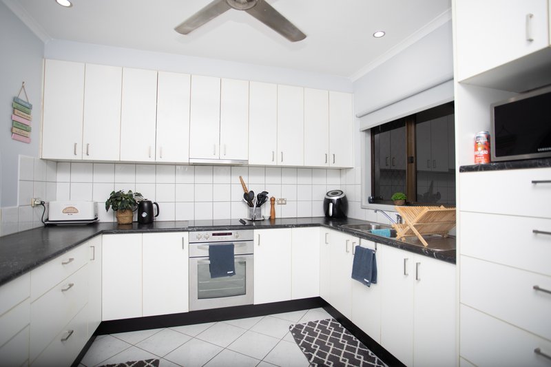 Photo - 2/5 Shoobridge Street, Millner NT 0810 - Image 4