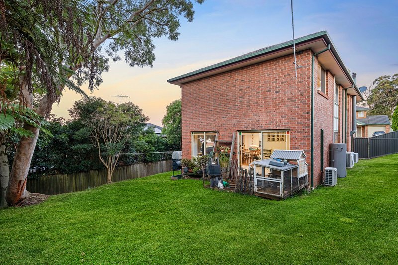 Photo - 25 Silverleaf Row, Menai NSW 2234 - Image 9