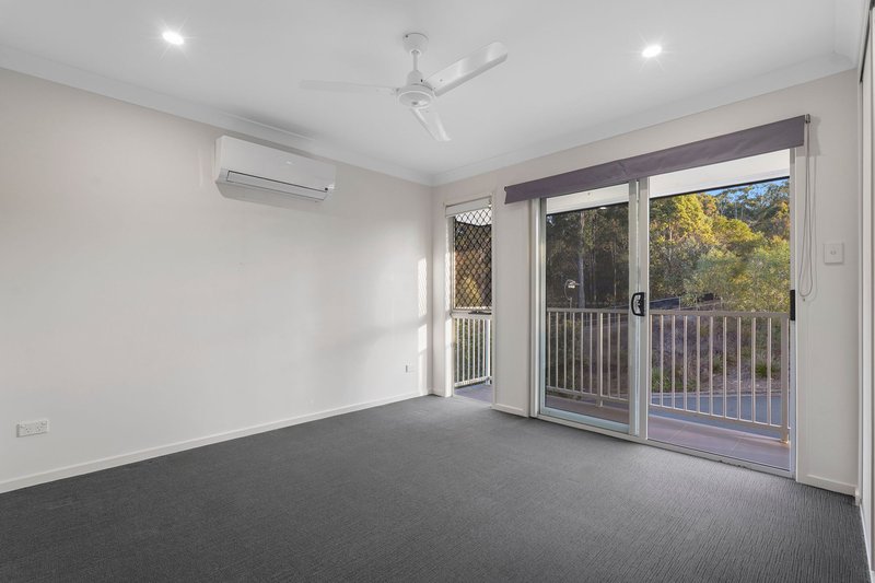 Photo - 25 Silvertop Crescent, Spring Mountain QLD 4300 - Image 7