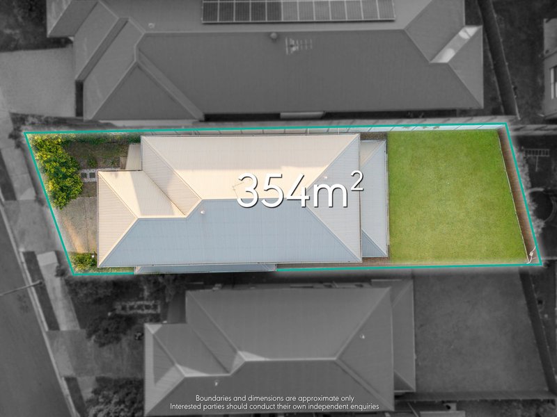 Photo - 25 Silvertop Crescent, Spring Mountain QLD 4300 - Image 18