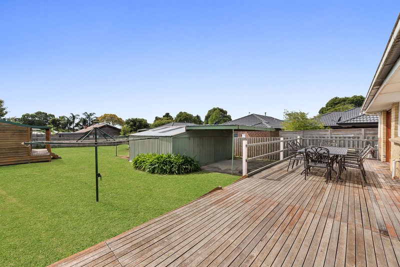 Photo - 25 Sinclair Road, Bayswater VIC 3153 - Image 14