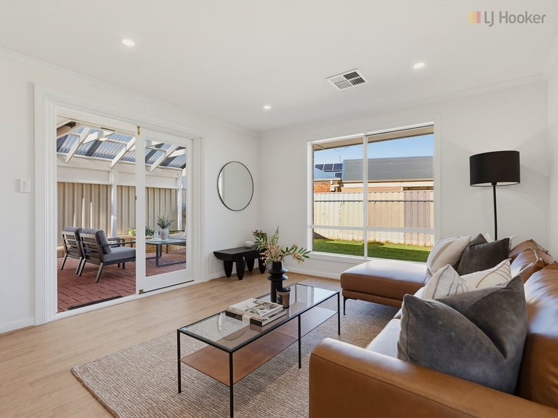 Photo - 25 Southbank Blvd , Sheidow Park SA 5158 - Image 7