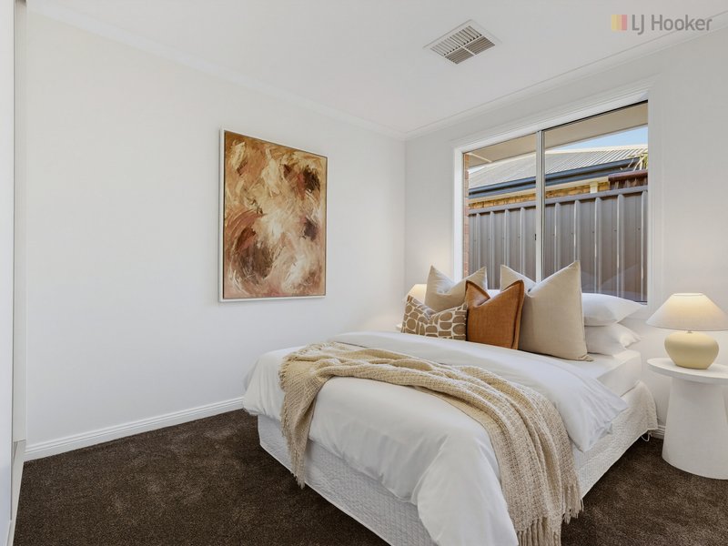 Photo - 25 Southbank Blvd , Sheidow Park SA 5158 - Image 14