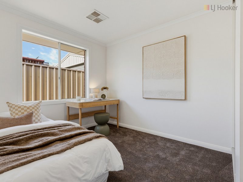 Photo - 25 Southbank Blvd , Sheidow Park SA 5158 - Image 15