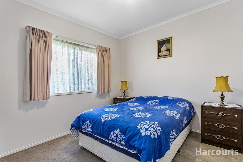 Photo - 25 Southern Boulevard, Narre Warren South VIC 3805 - Image 8