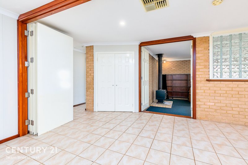 Photo - 25 Sovereign Drive, Thornlie WA 6108 - Image 14