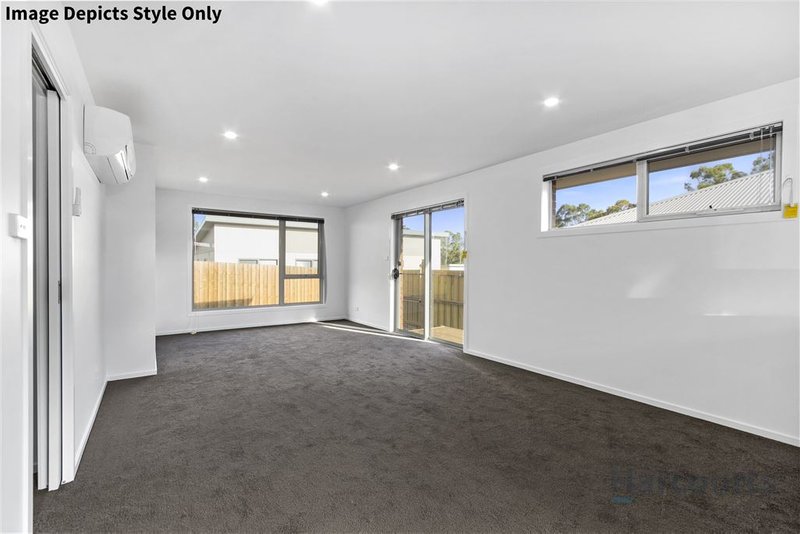 Photo - 2/5 Space Court, Snug TAS 7054 - Image 2