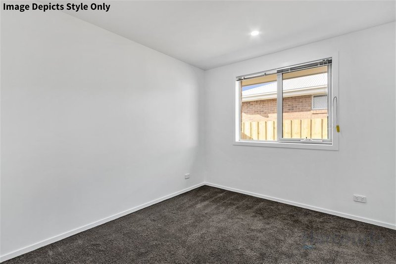 Photo - 2/5 Space Court, Snug TAS 7054 - Image 5