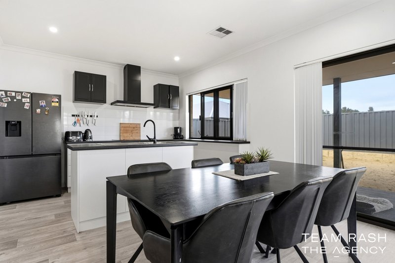 Photo - 25 Speewah Street, Hilbert WA 6112 - Image 17