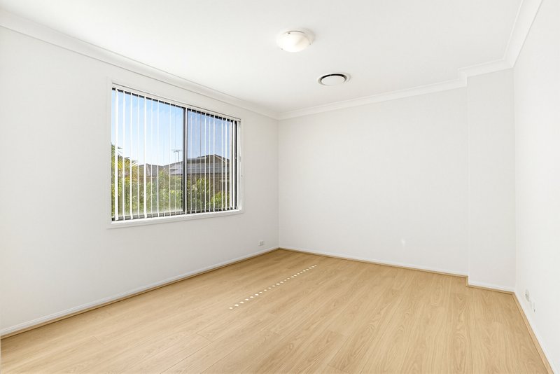 Photo - 25 St Georges Crescent, Cecil Hills NSW 2171 - Image 11