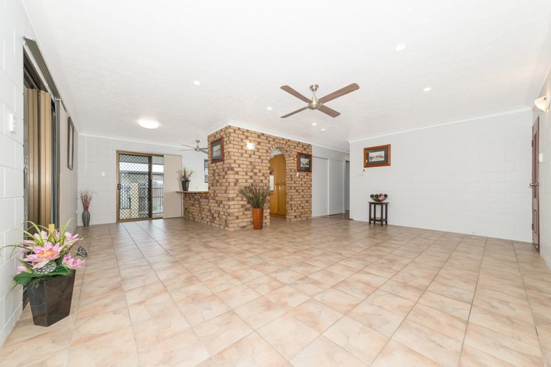 Photo - 25 Stella Street, Kelso QLD 4815 - Image 2