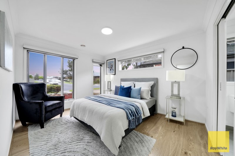 Photo - 25 Stonehill Drive, Maddingley VIC 3340 - Image 3