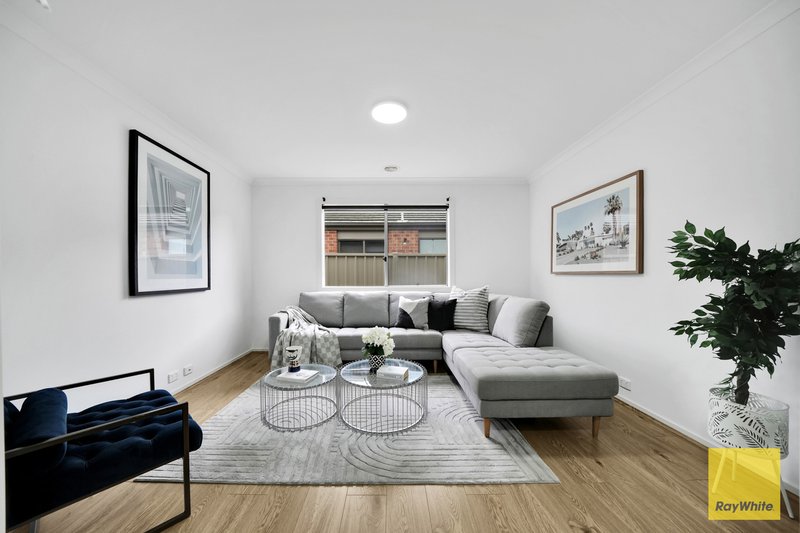 Photo - 25 Stonehill Drive, Maddingley VIC 3340 - Image 5