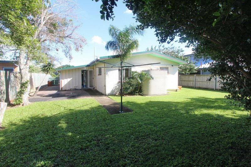 Photo - 25 Sugar Road North, Maroochydore QLD 4558 - Image 5